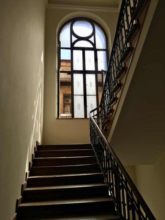 Bison Hostel Краков Экстерьер фото
