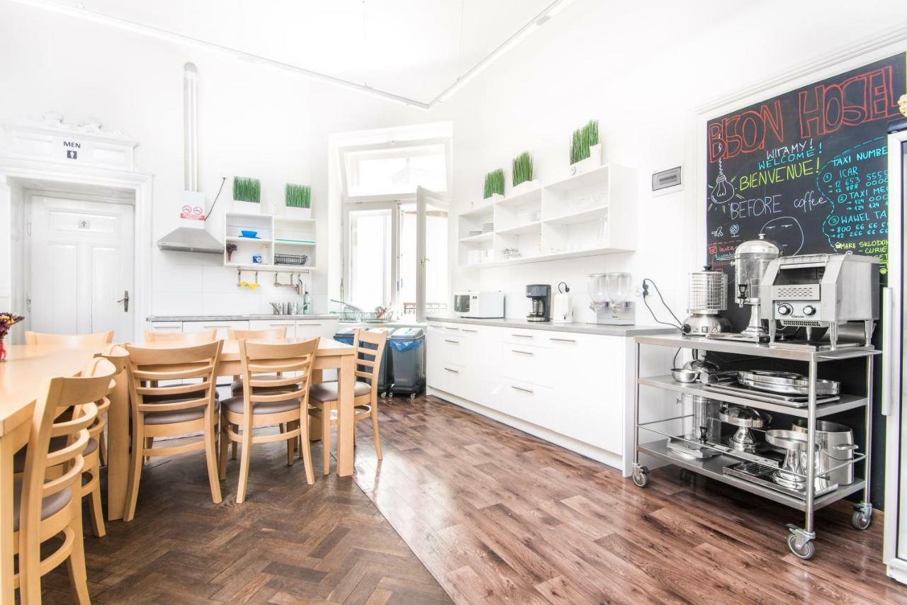 Bison Hostel Краков Экстерьер фото
